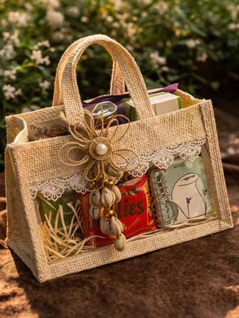 Jute gift bag